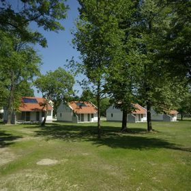 Termál Kemping Családi Vendégházak Harkány