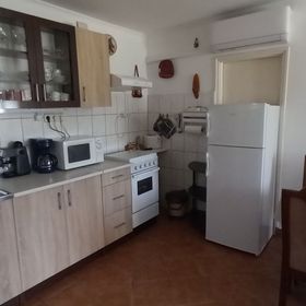 Meni Apartmanház Balatonföldvár