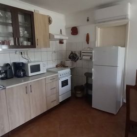 Meni Apartmanház Balatonföldvár