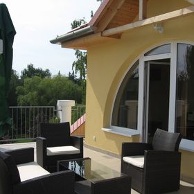 Zamárdi Deluxe Apartman