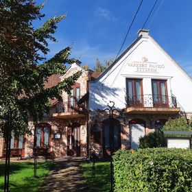 Várkert Panzió Miskolc