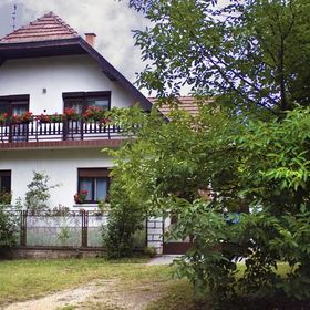 Eszter Apartmanház Siófok