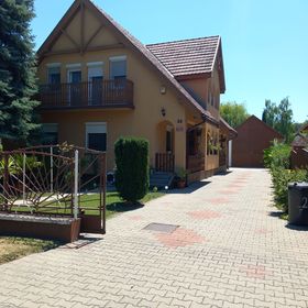 Bóna Vendégház Zamárdi