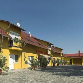 Autóscsárda és Panzió Makó