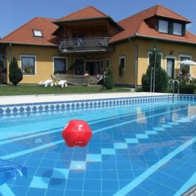 Márta Apartman Gyenesdiás