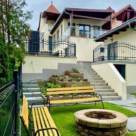 Kiss-Henezi Guest House Keszthely