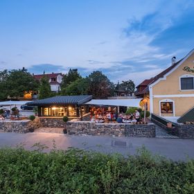 Borbarátok Panzió és Étterem Badacsonytomaj