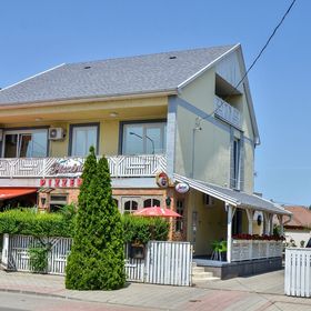 Clock Café Pizzéria és Panzió Hajdúszoboszló