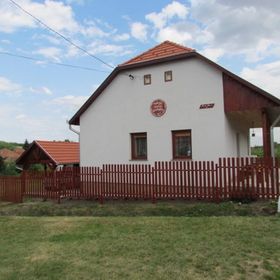 Mátyás Madár Vendégház Tard