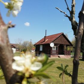 Szeitz Apartman Kétújfalu