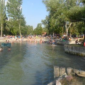 Dóra Apartman Balatonszárszó