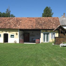 Angyalka Lak Magyarszombatfa