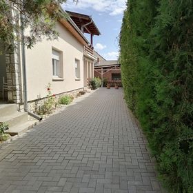 Várkonyi Apartman Balatonboglár