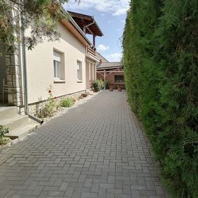 Várkonyi Apartman Balatonboglár
