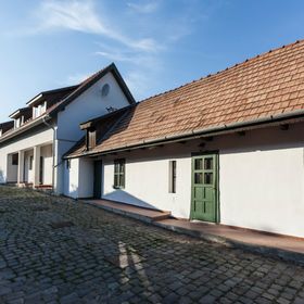 Kislugas Panzió és Vendéglő Pilisszentkereszt