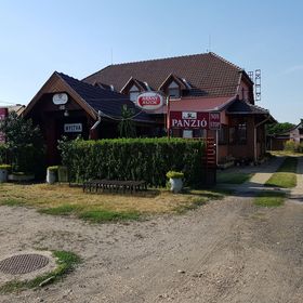 Flamingó Vendéglő és Szállás Téglás