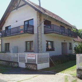 Gyöngyvirág Vendégház Balatonboglár