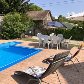 Lellei Pihenőház Balatonlelle