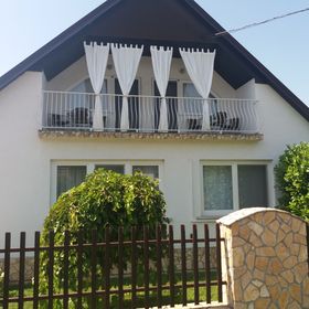 Ági Apartmanház Balatonlelle