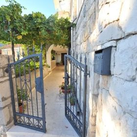 Villa Whitehouse Omiš