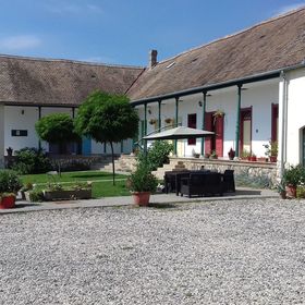 Hegyhát-Izmény Üdülőház