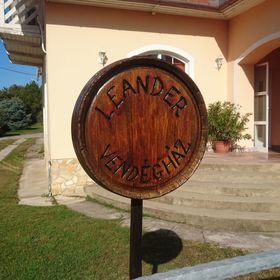 Leander Vendégház Villány