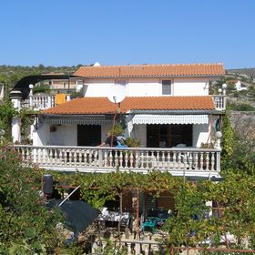 Apartmani Miki Rogoznica