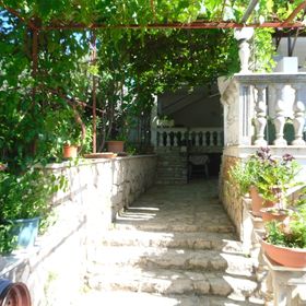 Apartmani Miki Rogoznica