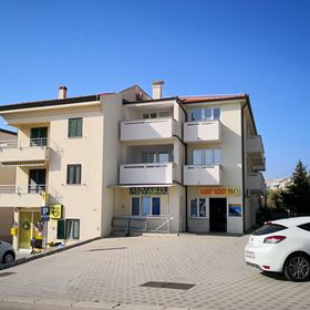 Apartmani Akvarij Baška