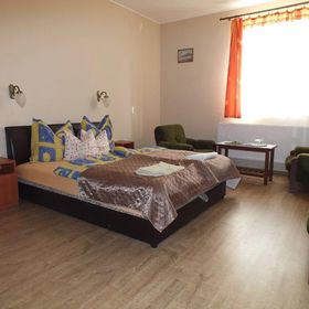 Kormos Vendégház Hejce