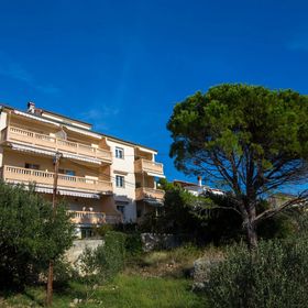 Apartmani Causevic Rab