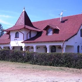 Mustang Ranch Üdülőháztelep Kiskunmajsa