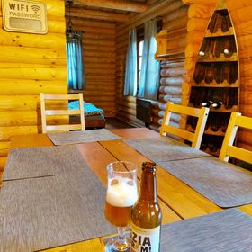 Berek Vízparti Rönkház Szaunával Hövej