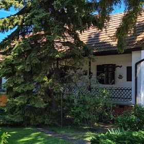 Panyor Vendégház Kárász