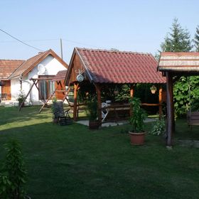 Tündérviola Vendégház Szalafő