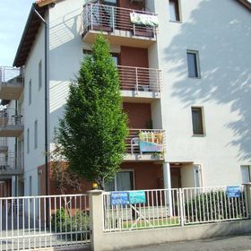 Aranymazsola Wellness Apartman Siófok