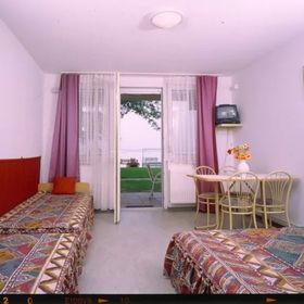 Szatmár Apartmanház Balatonvilágos