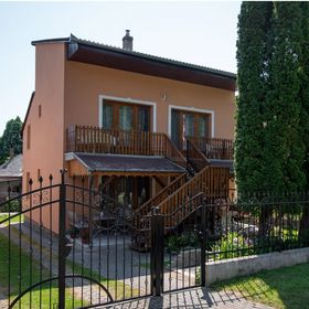 Akácfa 13 Apartmanház Zalakaros