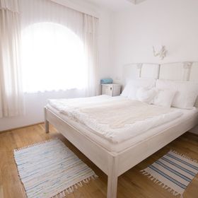 Bacchus Apartman - Borbarlang Vinotéka Badacsony