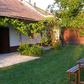 Ady Vendégház Poroszló