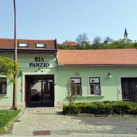 Ria Panzió Esztergom