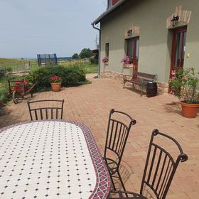 Tótvár Lovarda Szálláshely Kővágótöttös