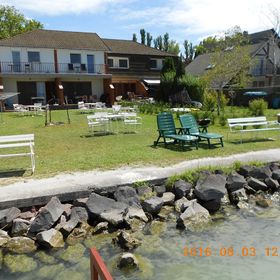 Évi Apartmanok Szántód