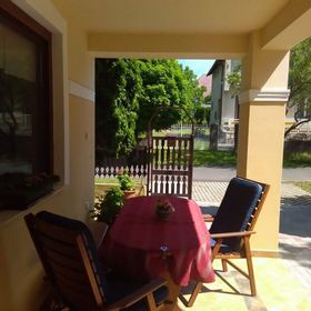 Magdolna Apartmanház Vonyarcvashegy