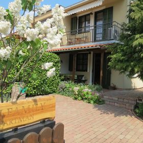 Titi Family Vendégház Bük