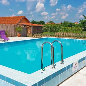 Lilaakác Vendégház Hosszúpályi