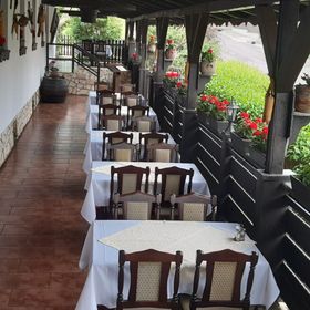 Szekér Fogadó és Étterem Bátonyterenye