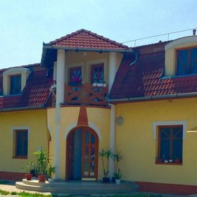 Akácliget Gyógy- és Strandfürdő Karcag