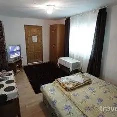 Pensiunea Sándor Izvoru Mureșului