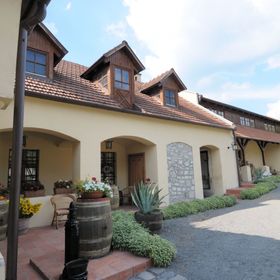 Barka Galéria Hotel és Étterem Tállya